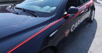 Allarme bomba a Milano, evacuati sei centri commerciali: sospetti su un 14enne