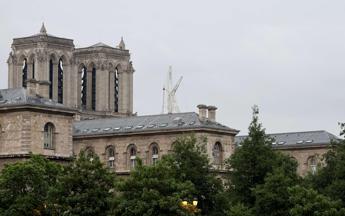 Francia, la proposta: “5 euro per visita Notre Dame, prezzo più alto per turisti extra Ue”