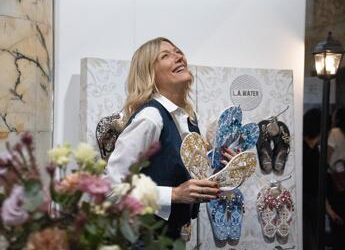 Marche a ‘Roma Sposa’, tutto per il wedding anche le ciabattine gioiello di Natasha Stefanenko