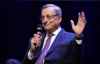 Ue, Draghi: “Sotto attacco principi su cui si fonda, futuro deve essere federalismo”