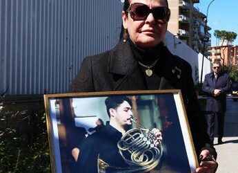 19enne ucciso a Napoli, la mamma di GiòGiò: “Moriremo per mano di bambini”