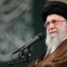 Iran, staff Khamenei e la possibile fuga in Russia: lo scenario per l’ayotallah