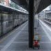 Parla il capotreno ferito a Genova: “Sputi e calci, poi 4 coltellate”