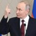 Putin, show tra minacce a Ucraina e messaggi a Trump: “Troverà soluzione”