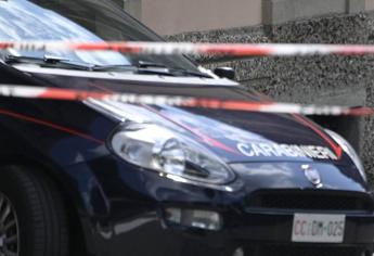Viterbo, violenze sessuali e maltrattamenti agli anziani in una casa di riposo: 3 arresti
