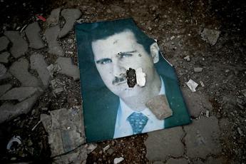 Assad: “Mosca mi ha chiesto di lasciare la Siria”