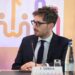 Natalità, il ginecologo Gebbia: “Figli a 33 anni è tardi fare educazione alla fertilità”