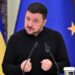 Ucraina, Zelensky: “Se chiedo soldati alla Nato, alleati mi abbandonano”