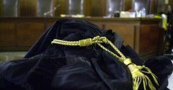 Udine, aggredisce la ex in tribunale dopo la condanna: arrestato per tentato omicidio