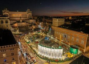 Webuild, svelata a Piazza Venezia la prima opera di “Murales”