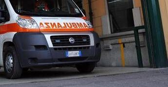 Botti di Capodanno, due 12enni feriti a Milano: uno ha perso la mano