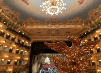 Dalla Fenice auguri di buon anno a tutto il mondo