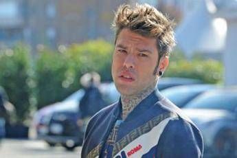 Fedez attacca Sala: “Si è auto-assolto. Mani pulite? Freud avrebbe da dire”