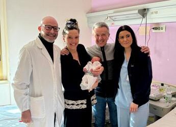 “Habemus Pupa”, Pupo diventa nonno per la quarta volta, è nata Gemma