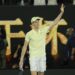 Sinner dopo il trionfo agli Australian Open: “Cahill, ti convincerò a restare”