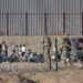 Usa, parte la stretta anti migranti: “Centinaia di arresti e deportazioni”