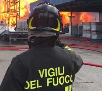 Vicenza, esplosione in azienda di pile a Trissino. Comune: “State a casa”