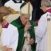 Papa e la difficoltà a respirare, Andreoni: “Su pazienti fragili influenza può creare scompensi”