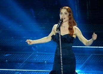 Sanremo 2025, l’urlo per Noemi prima dell’esibizione: “Ha segnato pure Celik”