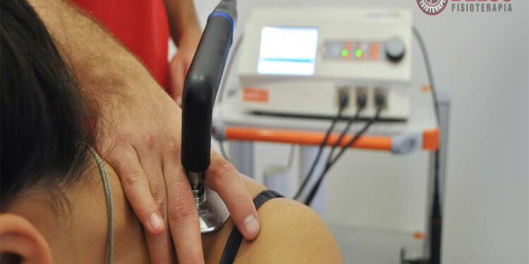 Dolore cervicale: perché scegliere la Tecarterapia?