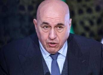 Truffa a nome di Crosetto, altra denuncia: si indaga per associazione per delinquere