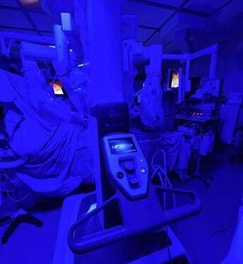 Chirurgia, all’Ismett di Palermo bypass aorto coronarico con robot, primo al Sud