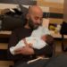 Giuliano Sangiorgi, la ninna nanna speciale per il figlio Michele – Video
