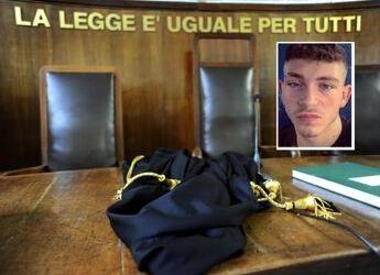 Omicidio Thomas Bricca, ergastolo a Roberto Toson e 24 anni al figlio