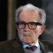 Prodi e la tirata di capelli alla giornalista: “Nulla da chiarire”