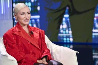 Serena Brancale, chi è la cantante ospite oggi a Verissimo con la sorella Nicole