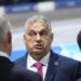 Ucraina, Orban si schiera con Trump e scrive all’Ue. Rutte avverte Zelensky