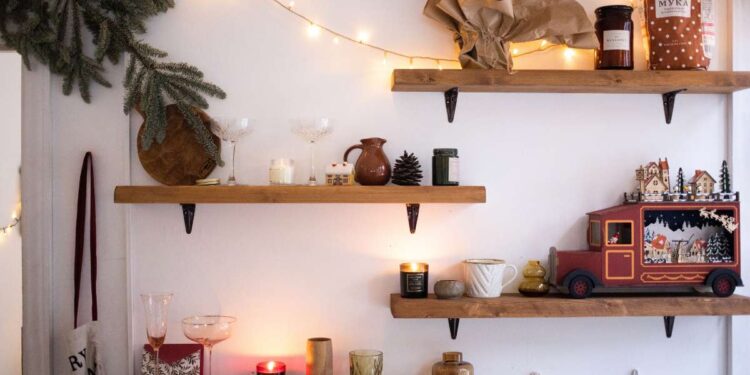 Ottimizzare gli spazi con l’applicazione di mensole: i consigli da seguire