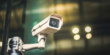 Il boom delle microcamere per la sicurezza di case e uffici