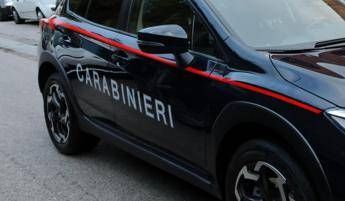 Bologna, 59enne trovato morto in casa: si indaga per omicidio