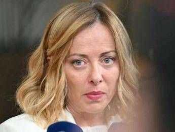 Incidente su A1, oggi i funerali. Meloni: “Mi stringo a famiglie delle vittime”