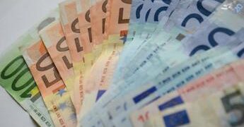 Inflazione, Istat conferma: +0,4% a maggio, +3,2% su anno