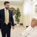 Morto Papa Francesco, la vergogna dei leoni da tastiera sull’incontro con Vance