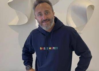 Roma, Futuro Aperto: “Da Fondazione Puzzilli e Big Soup felpa solidale ‘Smile More’ per studenti”