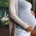 Roma, finge due gravidanze per tornare con l’ex: condannata per stalking