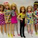 Barbie scende dai tacchi, così è cambiata dal 1959 ad oggi