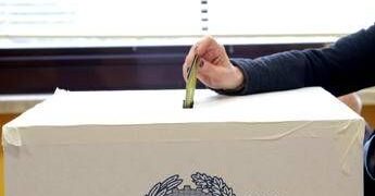 Referendum, esperti: “Il voto segna l’ingresso definitivo dell’intelligenza artificiale nella percezione condivisa”