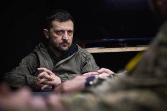 Ucraina sotto attacco, Zelensky denuncia il silenzio Usa: “Incoraggia Putin”
