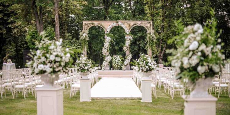 Le migliori stagioni per celebrare un matrimonio nei giardini storici romani
