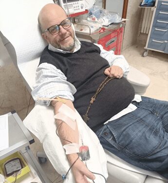“Doniamo il sangue”. L’appello di Riccardo Rossi