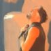 Marco Mengoni dedica ‘Luce’ alla mamma scomparsa e si commuove – Il video