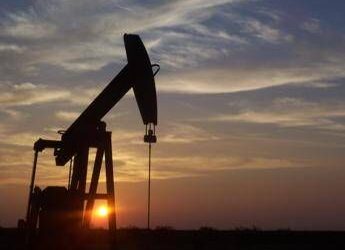 Niente panico sui mercati finanziari. Petrolio a 80 dollari al barile, si rafforza il dollaro in attesa di risposta Iran