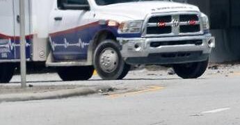 Sparatoria a partita di hockey del liceo: 3 morti e 3 feriti gravi in Rhode Island