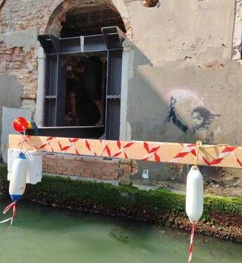 Banca Ifis salva ‘The Migrant Child’ di Banksy a Venezia