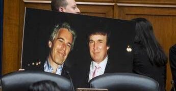 Caso Epstein, pubblicati 8mila documenti: Trump ha viaggiato sull’aereo del finanziere