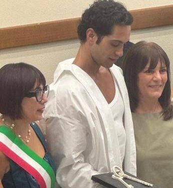 Cittadinanza onoraria di Orosei a Mahmood per “alti meriti artistici”